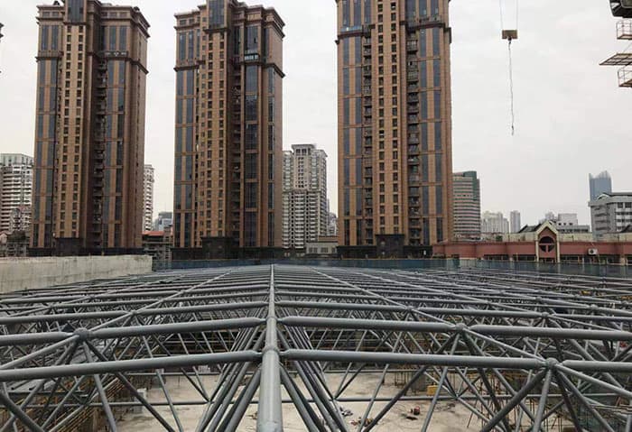 江西螺栓球网架结构