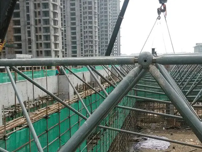 江西国际会展中心网架